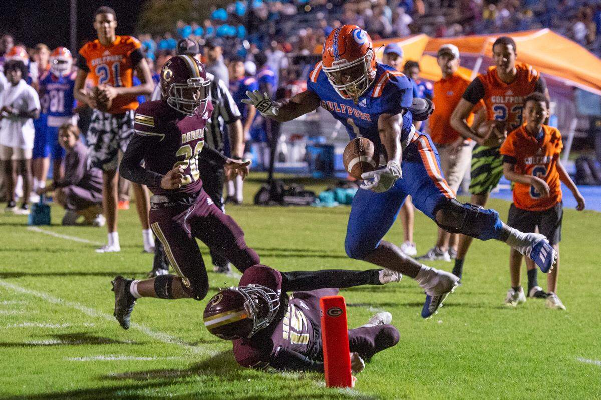 Gulfport’s Emmanuel Bentley attempts to score a touchdown during a game against George County at Milner Stadium in Gulfport on Saturday, Aug. 27, 2022.