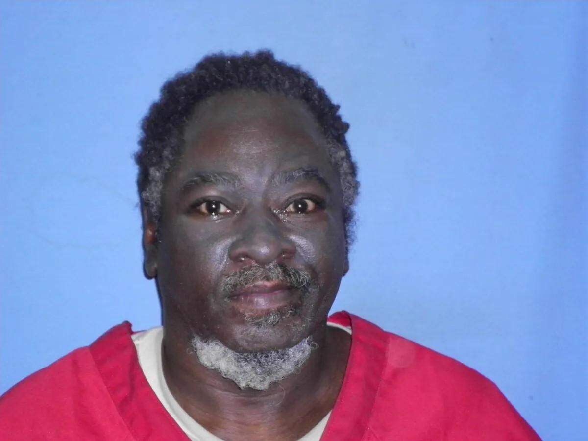 Robert Simon is on death row for capital murder in the killing of the Parker family in Quitman County.