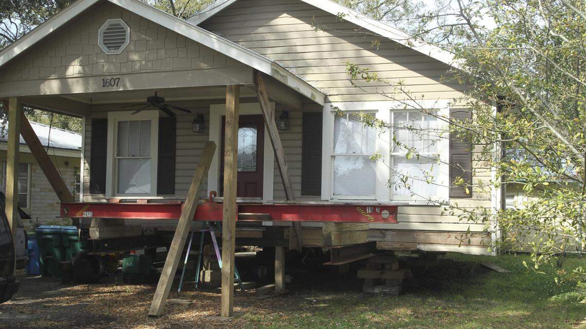 House relocated in prized South MS neighborhood must be moved again, court says