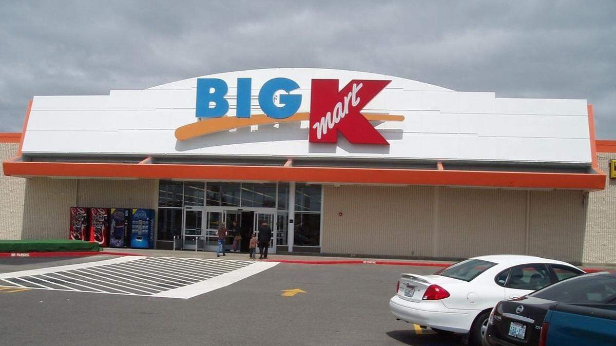 A typical Big Kmart storefront is featured on the Sears Holdings website.