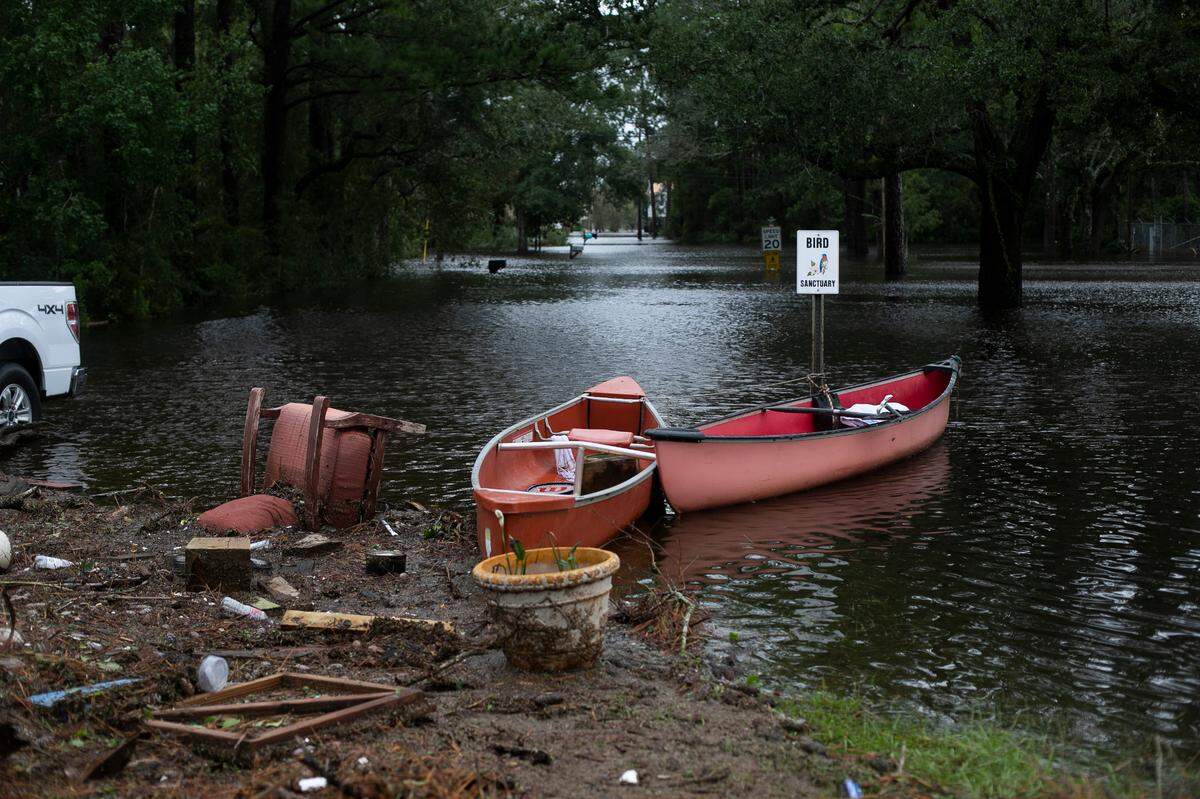 Pontiac Drive in the Jourdan River Shores community in Kiln was flooded from storm surge in Hurricane Ida on Aug. 30, 2021.