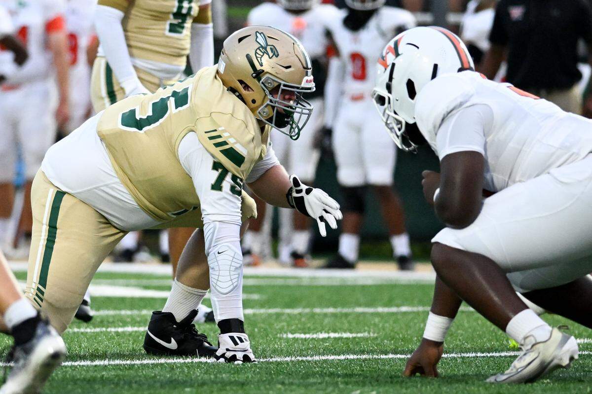 Poplarville’s Jobe Lambert (75) lines up to run block during a high school football game at Poplarville High School on Friday, August. 29, 2025.  West Harrison won, 34-18.