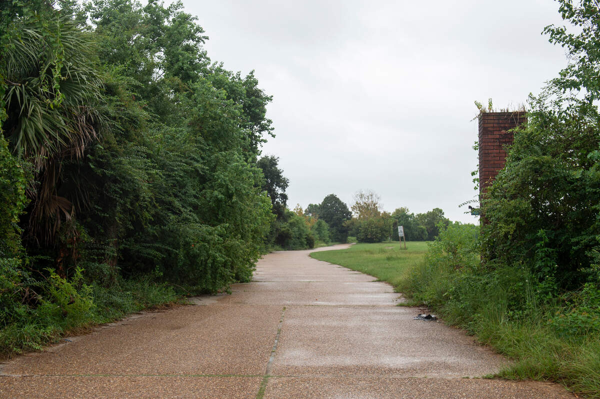 What was once the entrance to the golf course off Beauvoir Road at the now-defunct Broadwater Beach Resort in Biloxi on Thursday, Sept. 5, 2024.