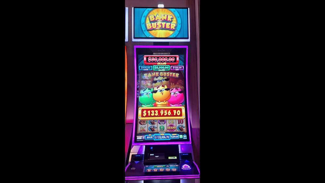 Player from small town needs just 9 minutes to hit jackpot at South MS casino