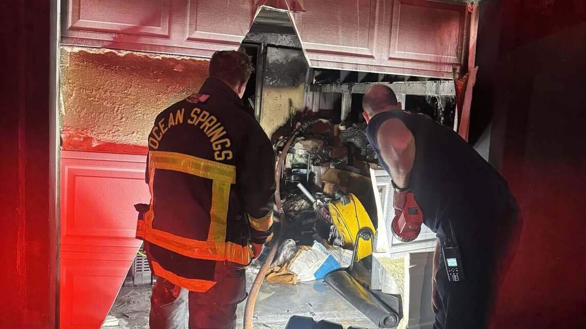 South Mississippi downtown restaurant damaged by fire. Here’s what we know