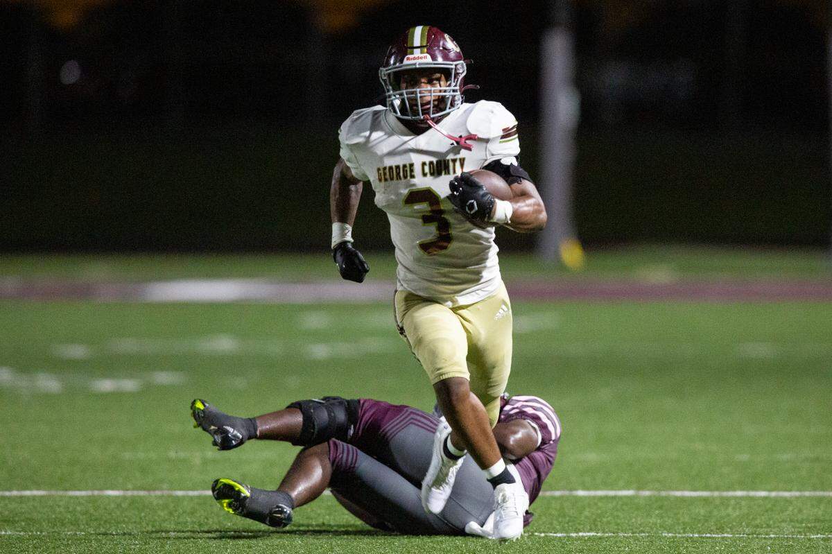George County’s Branden Gautier runs the ball during a game between George County and Picayune at Lee-Triplett Stadium in Picayune on Friday, Nov. 1, 2024.