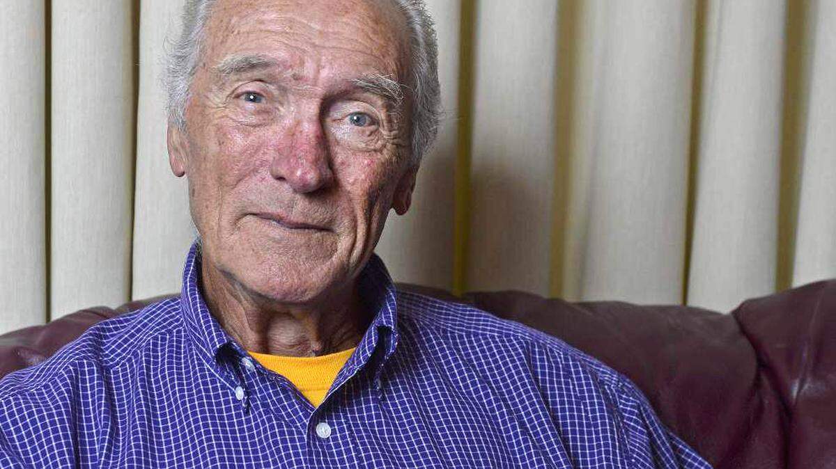 Former LSU running back Billy Cannon, the school's only Heisman Trophy winner.