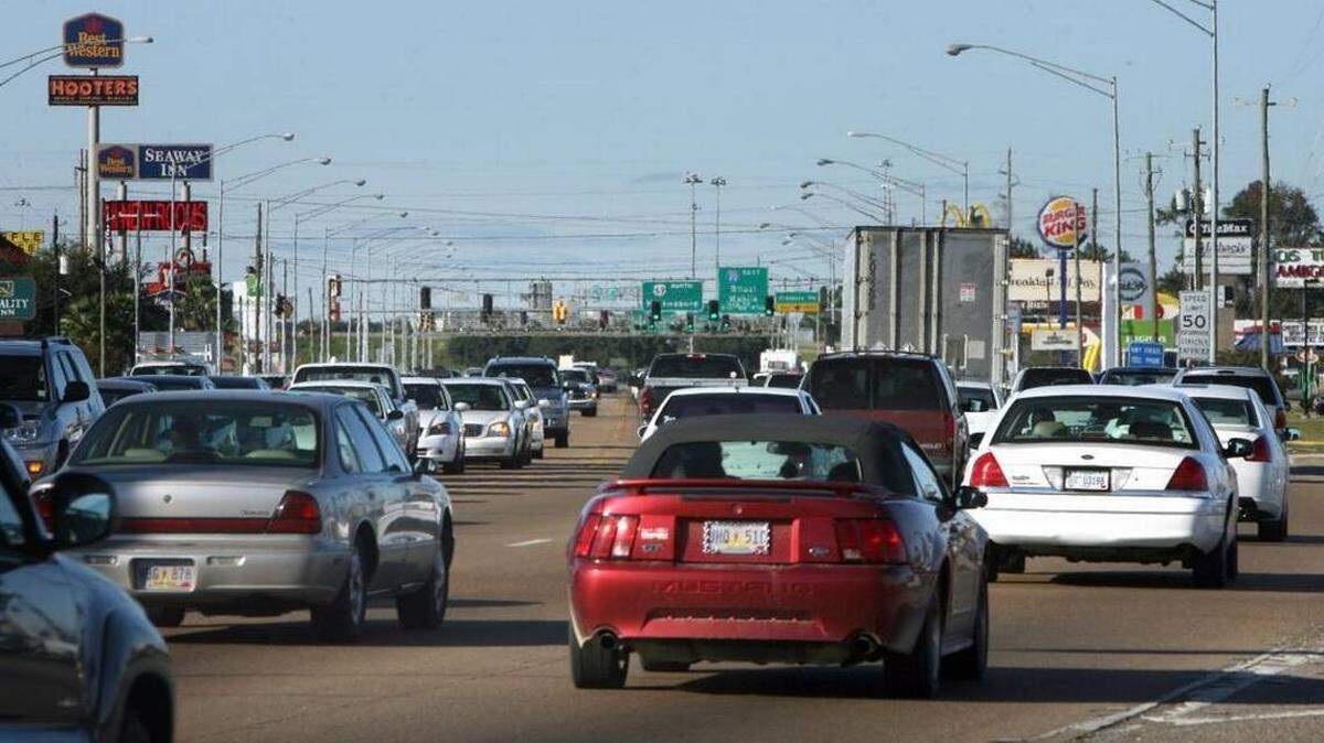 A Sound Off writer asks other drivers not to tailgate.
