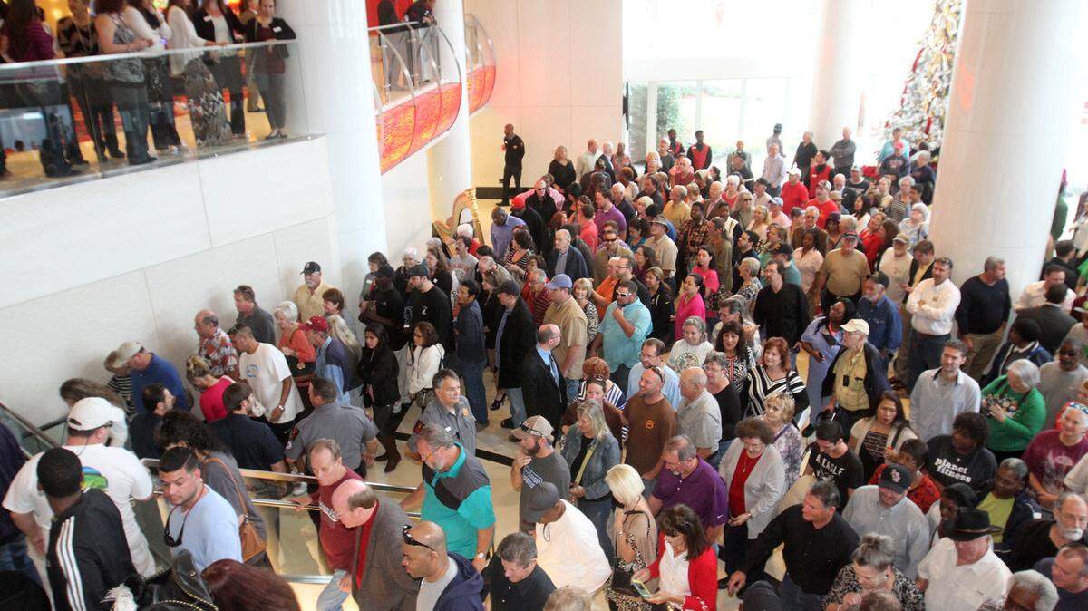 JOHN FITZHUGH/SUN HERALDPatrons stream into the Scarlet Pearl casino in D'Iberville after the ribbon cutting on Wednesday Dec. 9, 2015. The new casino helped push South Mississippi's casino revenue for the year to the highest since 2008, before the national recession hit the Coast.