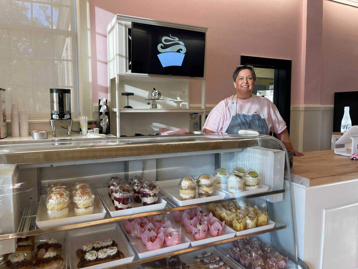 Renee Loranger became the $25,000 winner of the Food Network Halloween Baking Challenge and immediately opened her own bakery and custom cake shop inside Ground Zero Museum in Waveland.