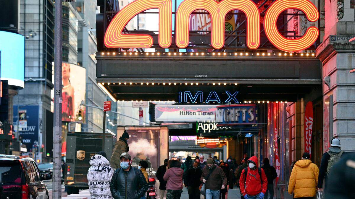 AMC Theatres will offer reward members $5 movies every Tuesday through January 2023, the theater chain announced.