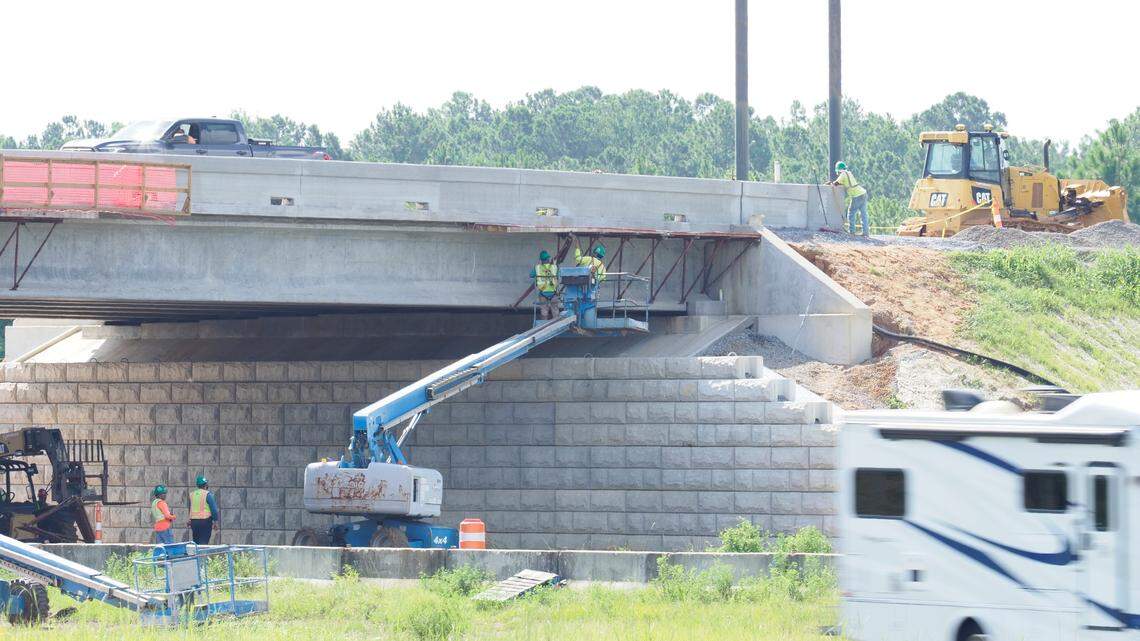 ‘Major delays’ stall traffic for fourth straight day on I-10 near Menge Avenue in South MS