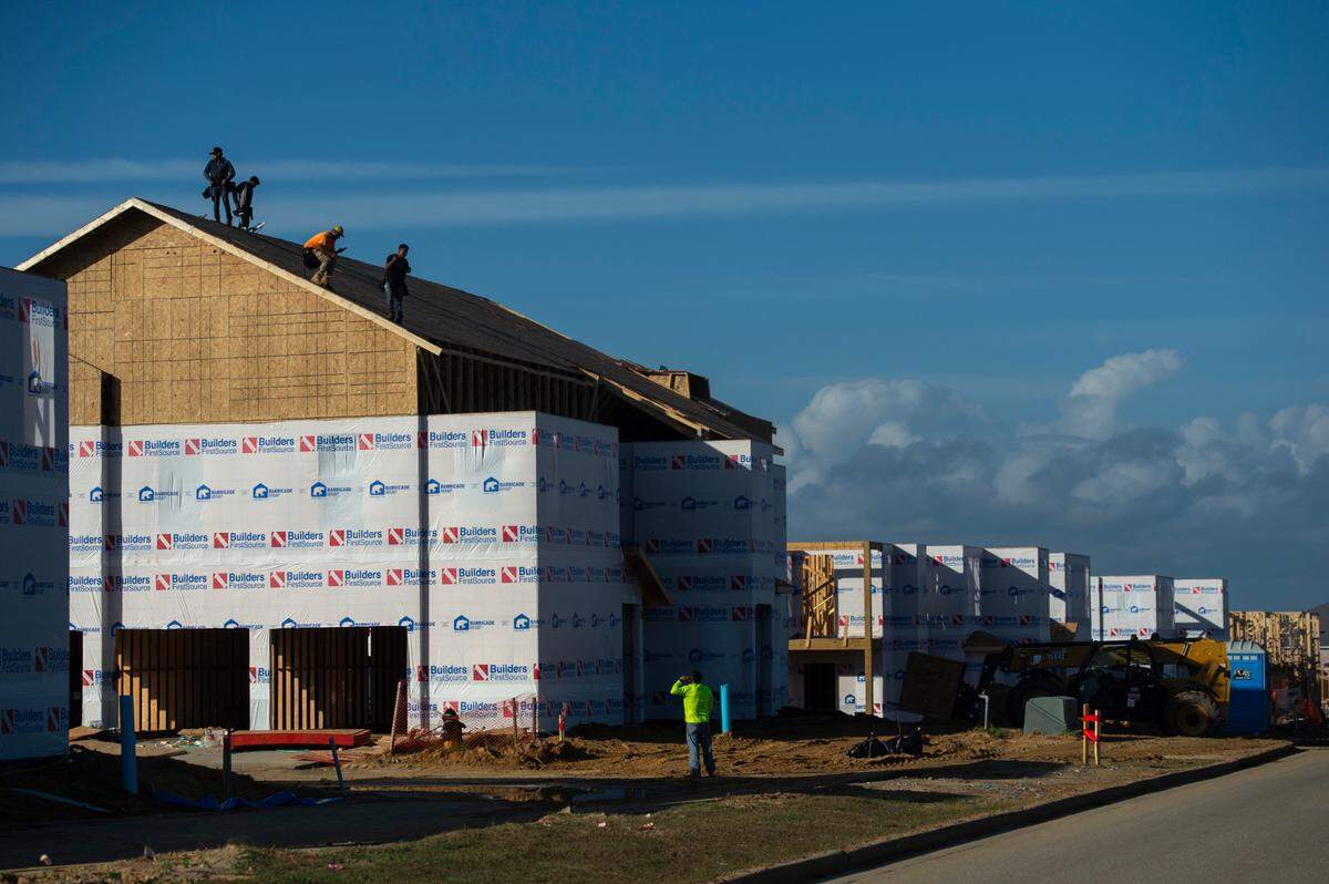 New construction at Arbor Landing on the River apartments in Biloxi on Friday, Dec. 10, 2021. Several apartments are under construction on the Coast in 2021.