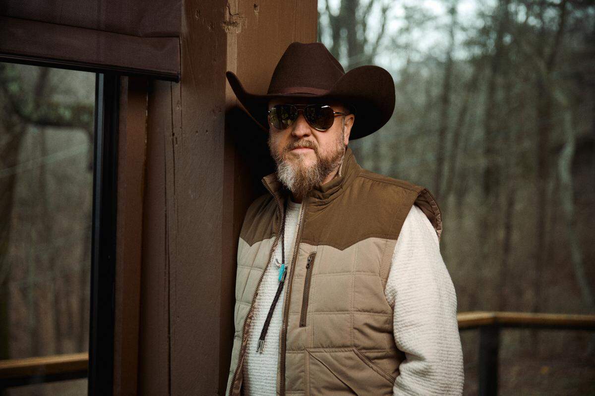 Retired pro golfer turned country star Colt Ford is set to bring his crowd-loved classic sound to the IP Casino Resort Spa on June 21.