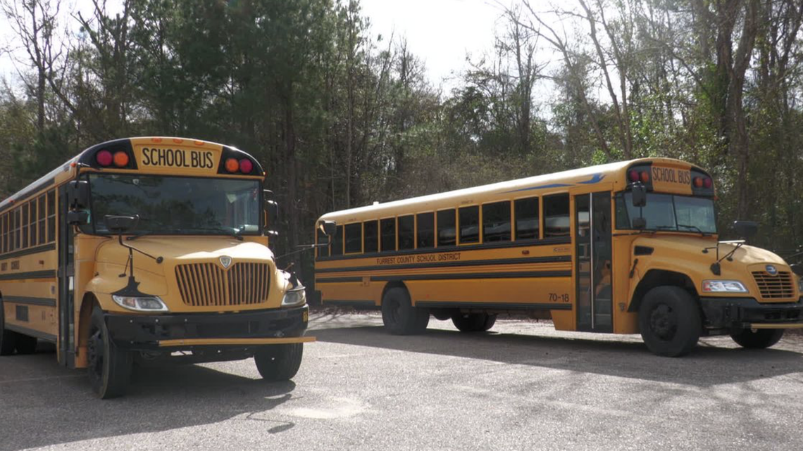 Rural Mississippi schools struggle to attract teachers, and keep them once they have them