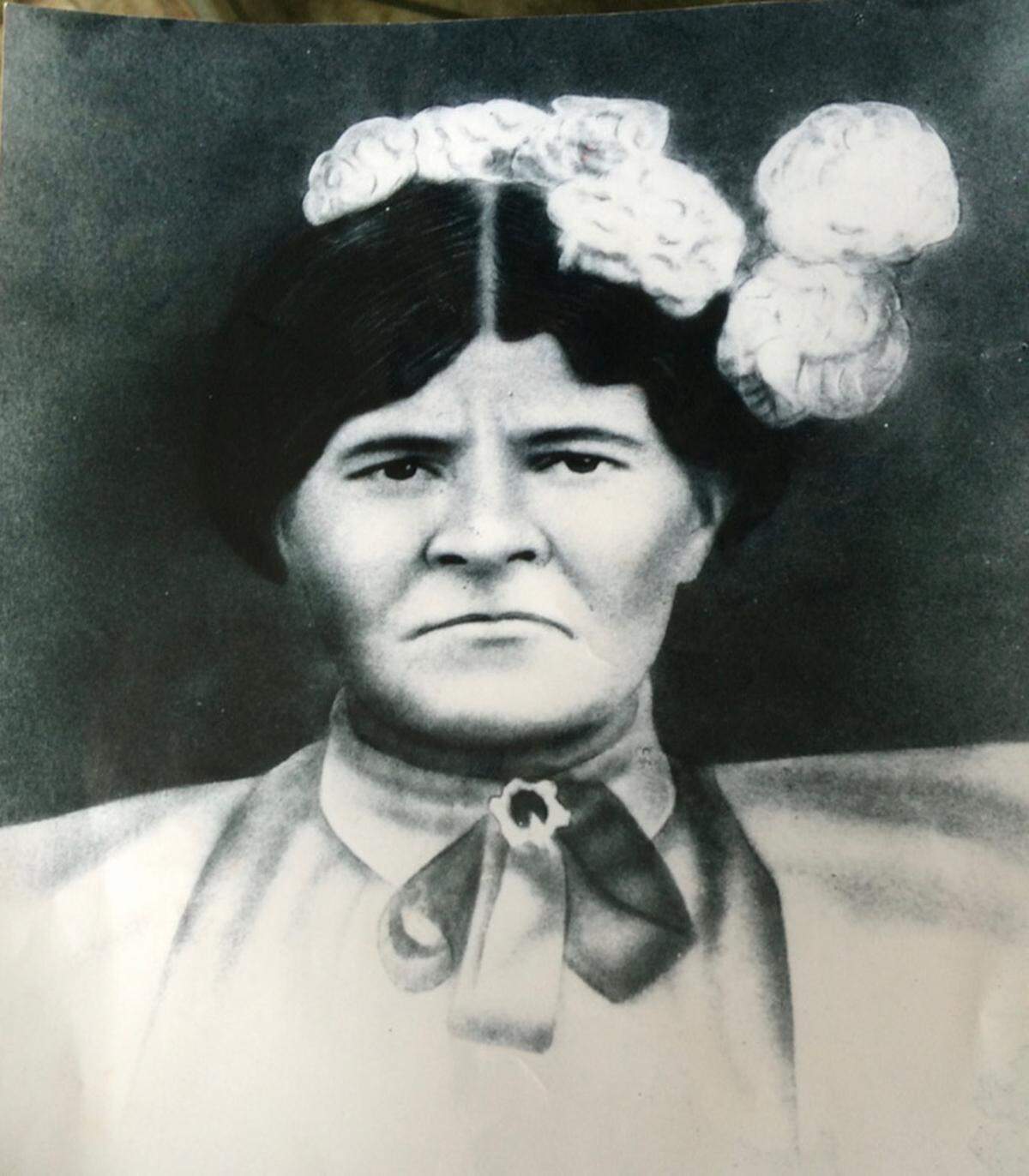 Sara Jane Booth is Melissa Evans’s great-great-grandmother. She was from Hopewell, a community in Covington County near Collins, Mississippi.
