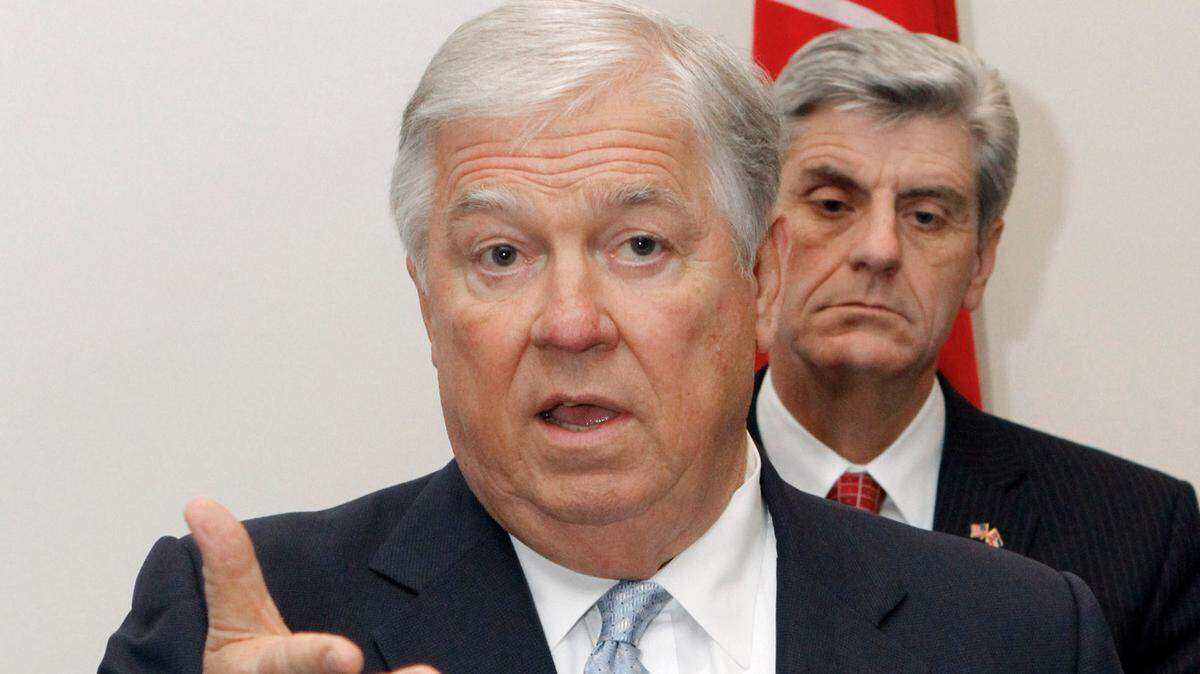 Former Mississippi Gov. Haley Barbour was involved in a car accident this week.
