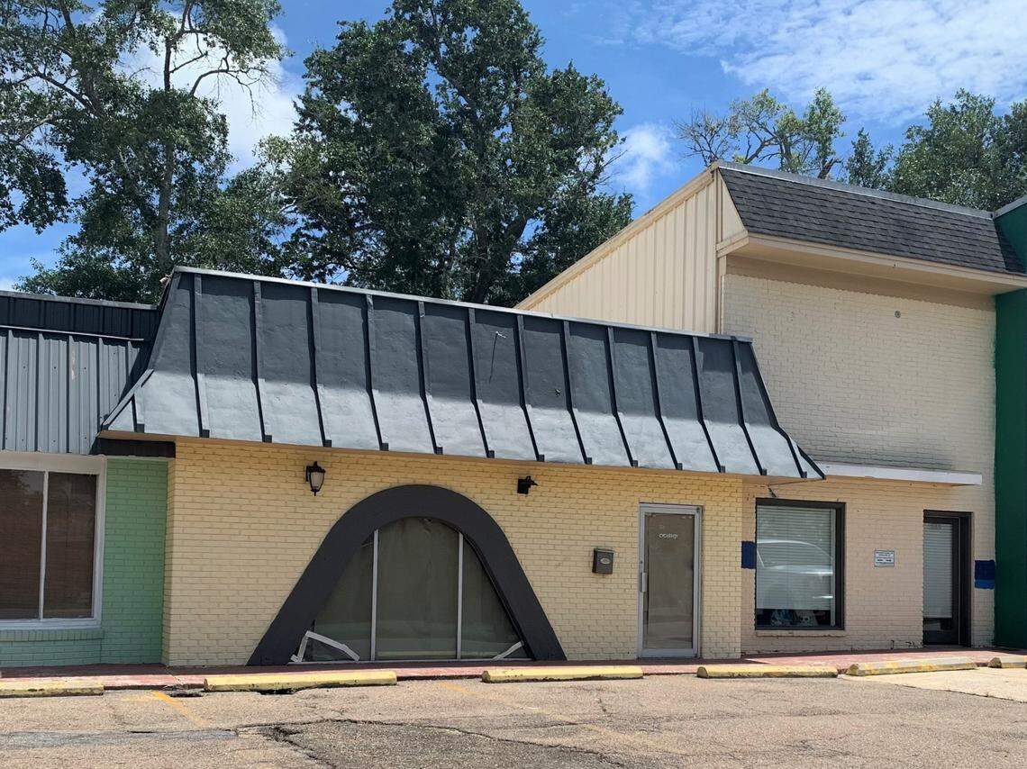 Work is starting on Chef Scott’s Express on Thorn Street in Ocean Springs. He closed his sushi restaurant while his son was being treated for cancer and is opening in a new location for take-out orders.