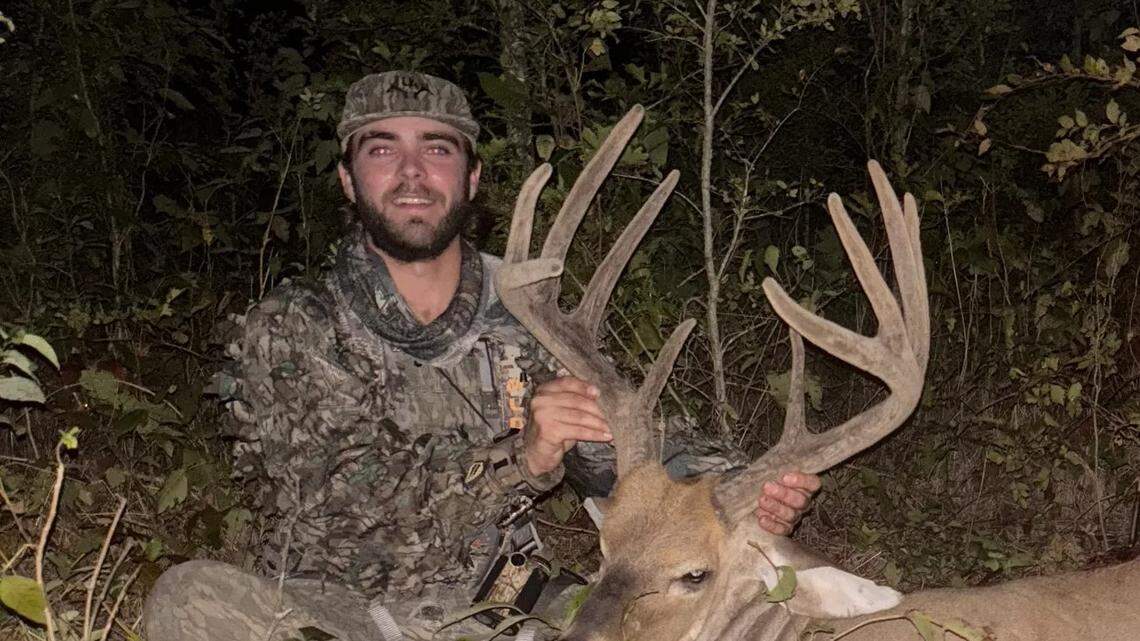Mississippi hunter bag a trophy buck in velvet. Patience & Hurricane Francine helped him