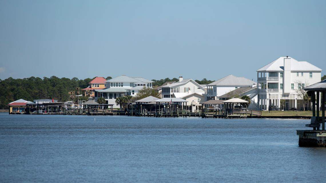 These 2 popular beach cities are the fastest-growing on the Mississippi Coast
