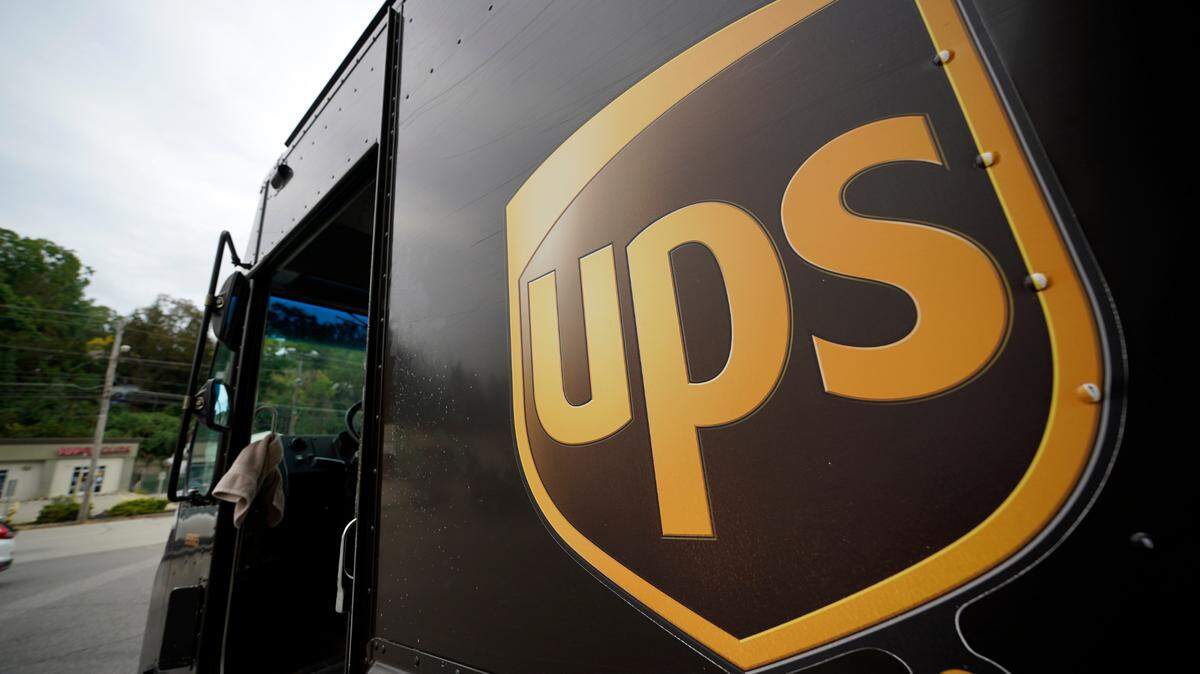A UPS supervisor was accused of stealing items worth more than $25,000 from his job in Gainesville, Georgia, Hall County deputies say. (AP Photo/Gene J. Puskar, File)