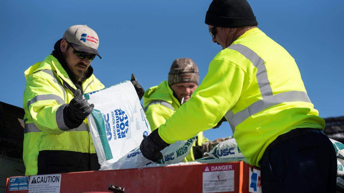 ‘Stay off the roads!’ weather service warns, as black ice reported on South MS roadways