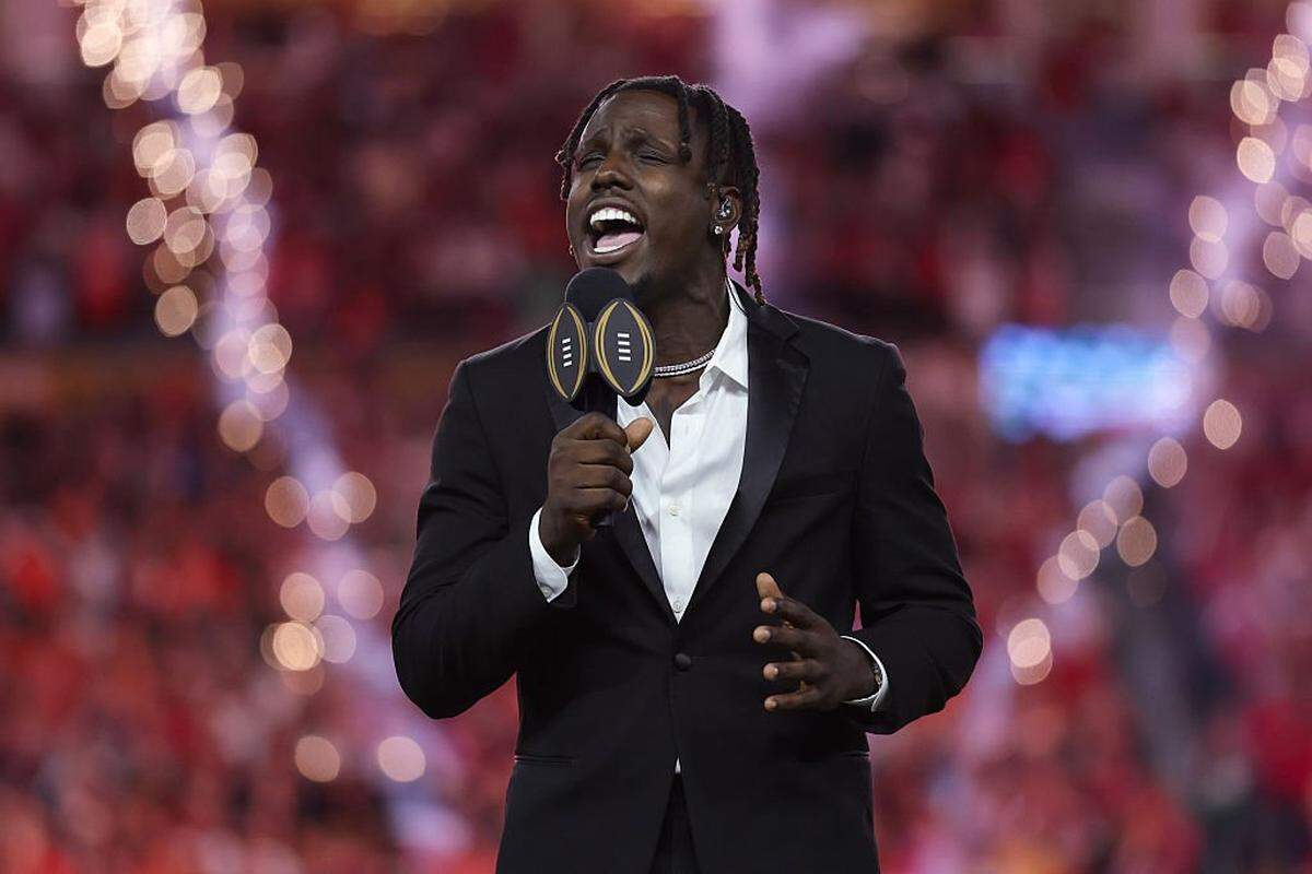 Jamal Roberts sings the National Anthem prior to the college football national championship game between Indiana and Miami at Hard Rock Stadium in Miami Gardens, Florida. He’s coming to South Mississippi this spring.