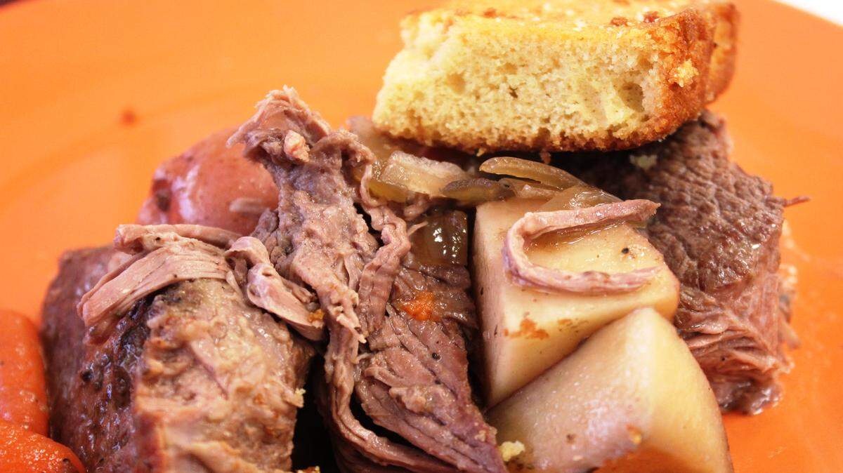 JULIAN BRUNT/SPECIAL TO THE SUN HERALDRoast beef and cornbread are classic partners. This is served at Missi LouisiBama on Pass Road in Biloxi.