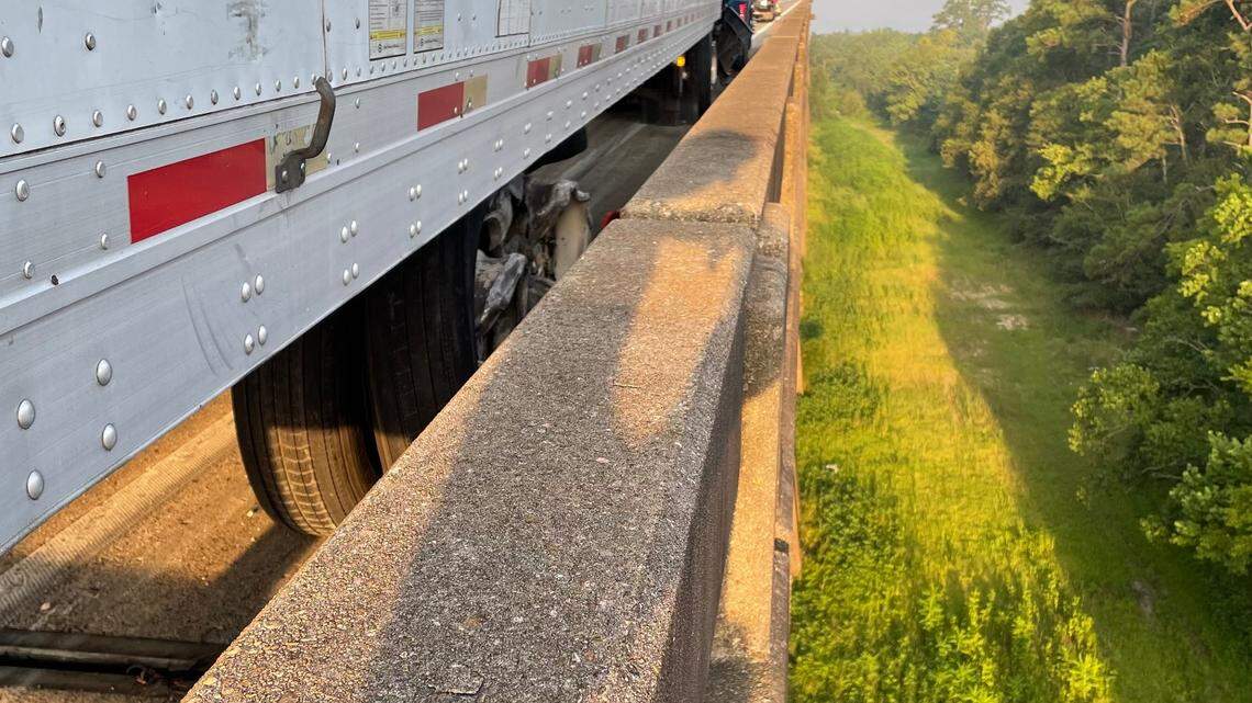 MS-LA state line bridge will close to one lane for repairs — again. Here’s when.