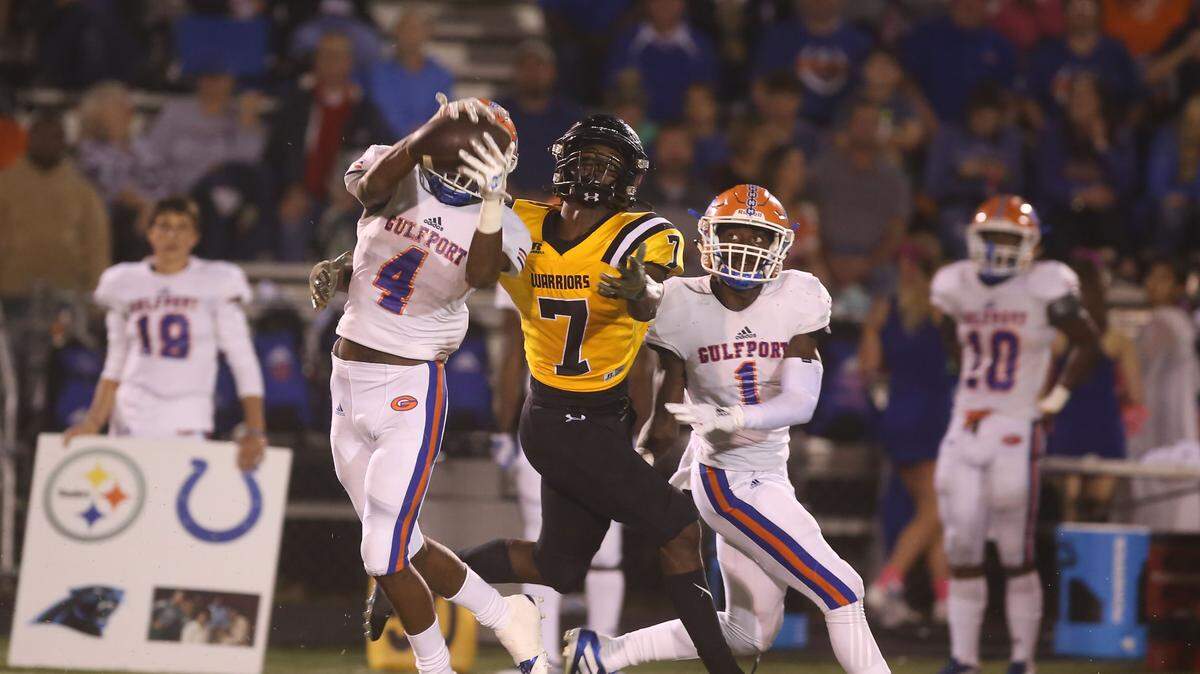 Gulfport’s Kyrese Bryant jump up to pick off a D’Iberville pass against the Warriors Oct. 25, 2019.