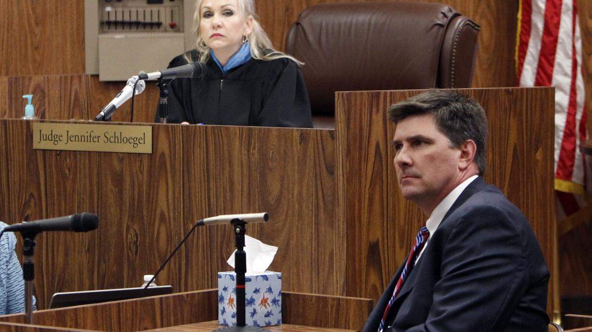 TIM ISBELL/SUN HERALD 
 State Auditor Stacey Pickering testifies during the Sun Herald's lawsuit for DMR records heard by Chancery Court Judge Jennifer Schloegel. The Sun Herald is asking the state Court of Appeals for a reheaing after it overturned Schloegel's ruling that the Department of Marine Resources records are public.