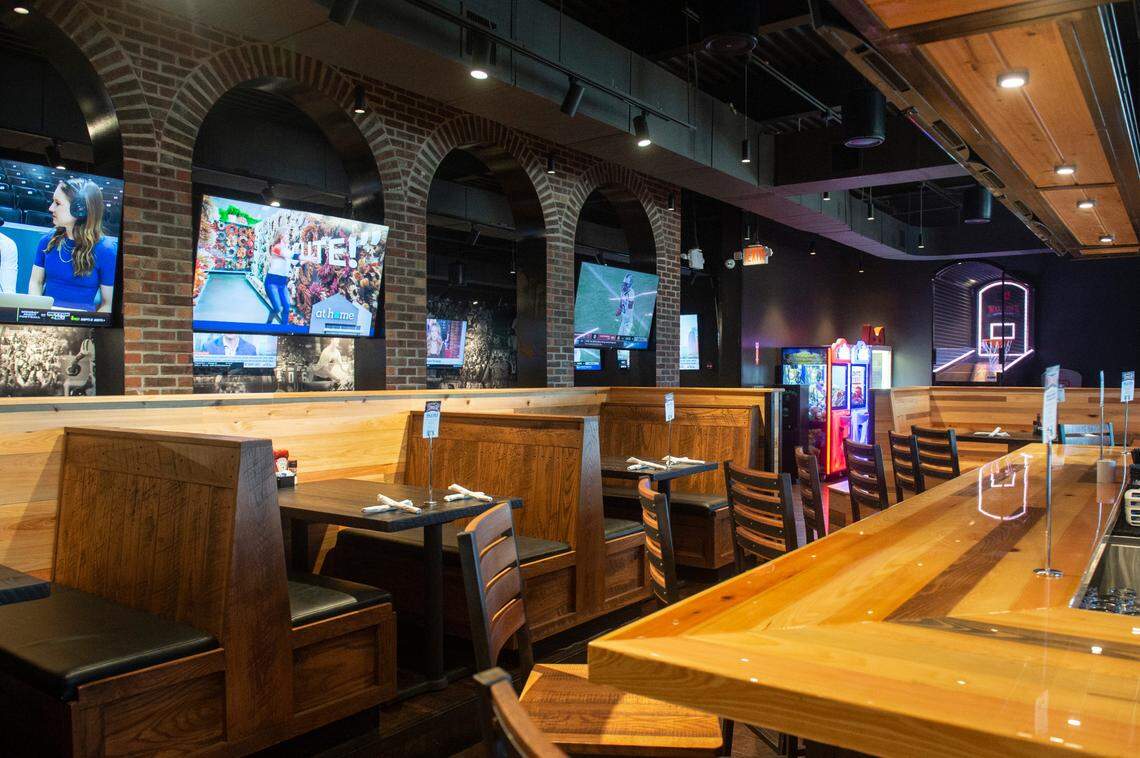 Ample bar and booth seating plus dozens of TVs will make Walk-On’s Sports Bistreaux in D’Iberville a place to watch the big sports games.