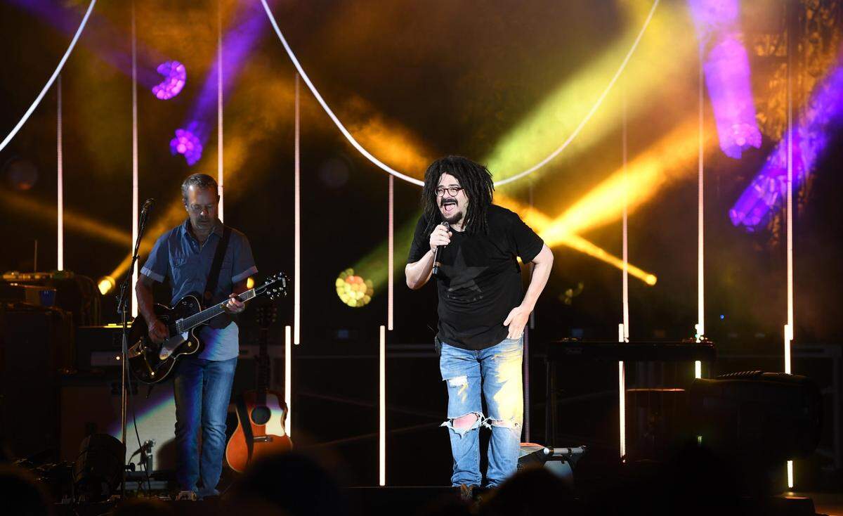 Aug 16, 2017; West Palm Beach, FL, USA; Recording artist Adam Duritz and the Counting Crows performs at the Coral Sky Amphitheatre.  Mandatory Credit: Ron Elkman/USA TODAY NETWORK