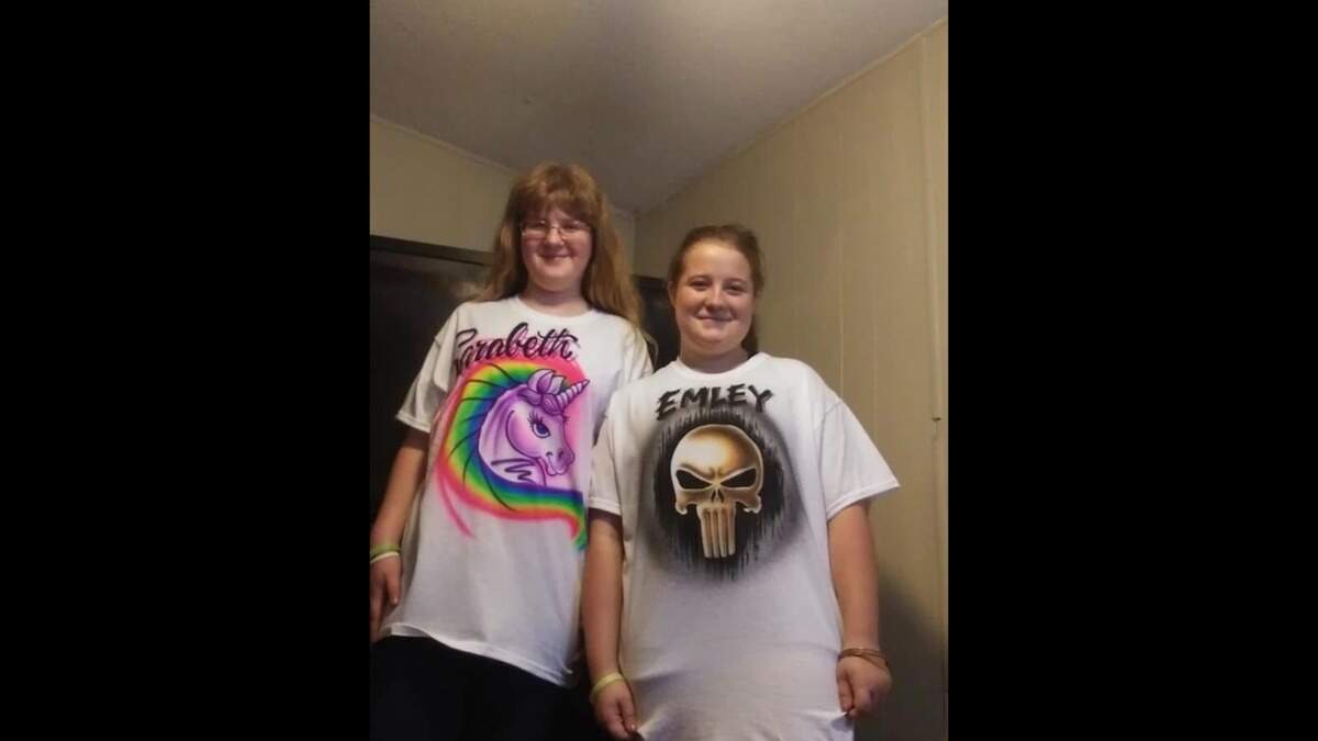 Sarabeth Chamblee, left, and Emley Chamblee