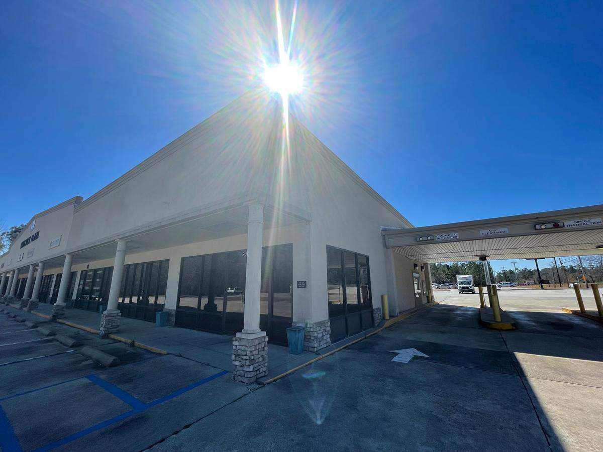 First National Bank of Picayune will open a new branch in Kiln in the former site of Hancock Whitney off Mississippi 603.
