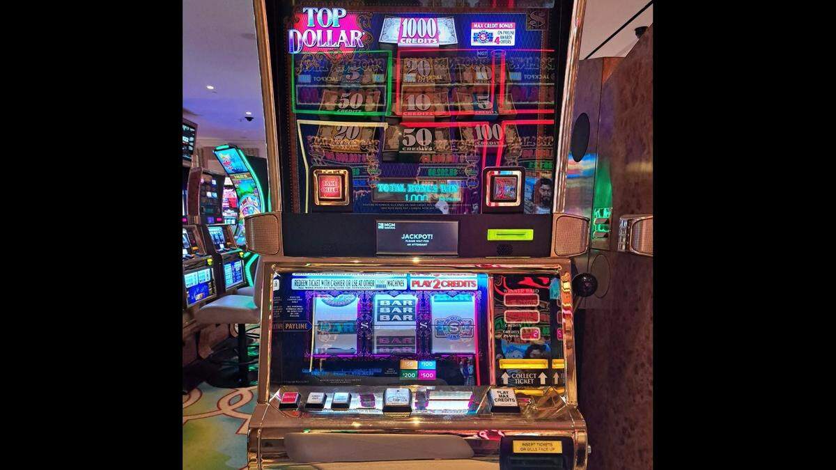 This Top Dollar slot machine paid out big for a player at Beau Rivage Resort and Casino in Biloxi, where back-to-back jackpots hit Wednesday and Thursday. 