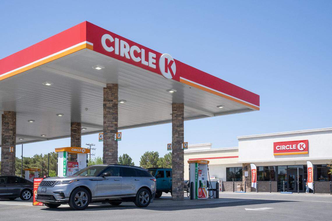 Circle K customers can get 30 cents off per gallon of fuel when they fill up at participating stations between 4 and 7 p.m.&nbsp;