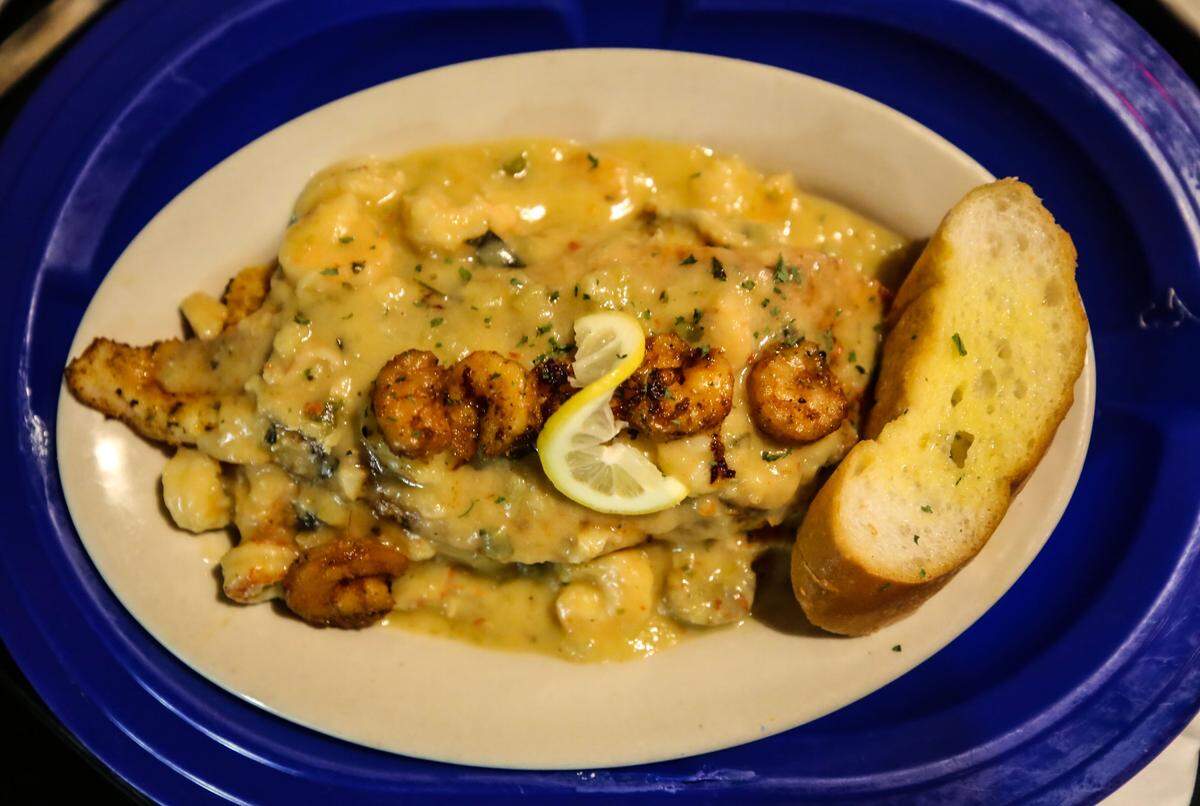 Dempsey’s shrimp and grits.