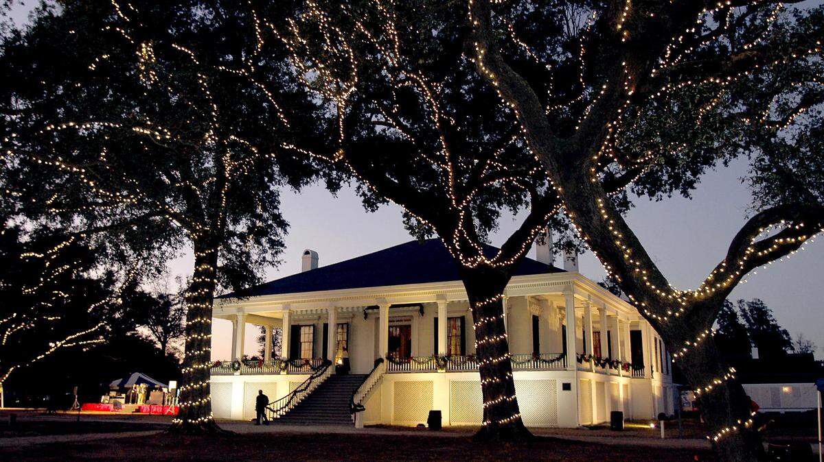 TIM ISBELL/SUN HERALD/FILEChristmas at Beauvoir will be presented nightly through Dec. 31. Closed on Christmas Day.