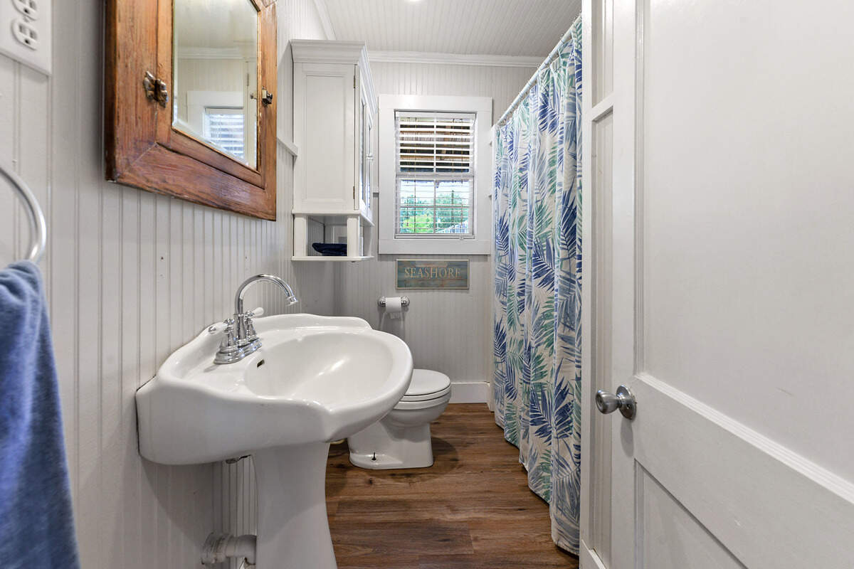 One of the bathrooms at Breezy Porches in Waveland.