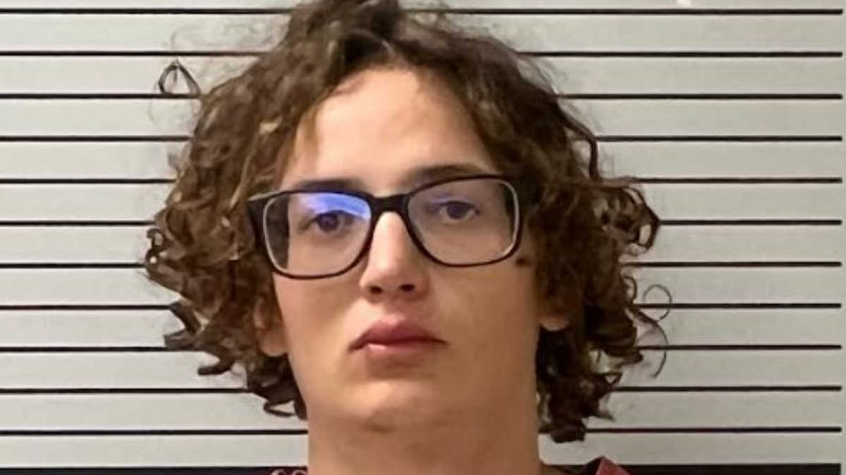 MS Coast man accused in mass shooting that killed teens indicted on murder, other charges