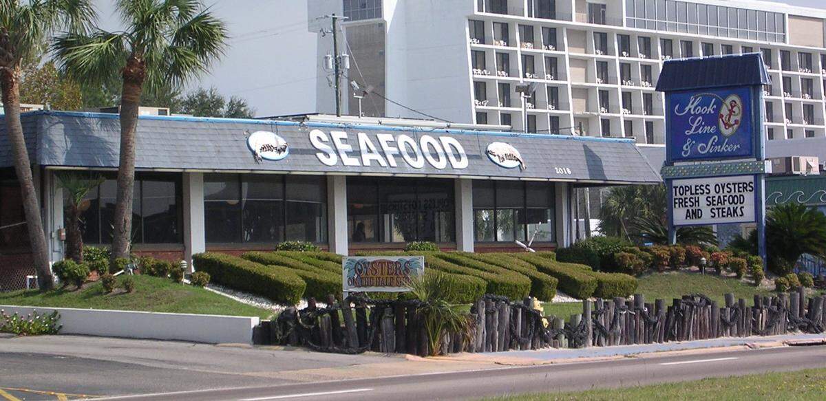 Hook, Line & Sinker was famous for its topless oysters, steak and fresh seafood. It was operated by Ed Bossier on the Biloxi Strip, along with Biloxi Travelodge, a gift shop and RV park.