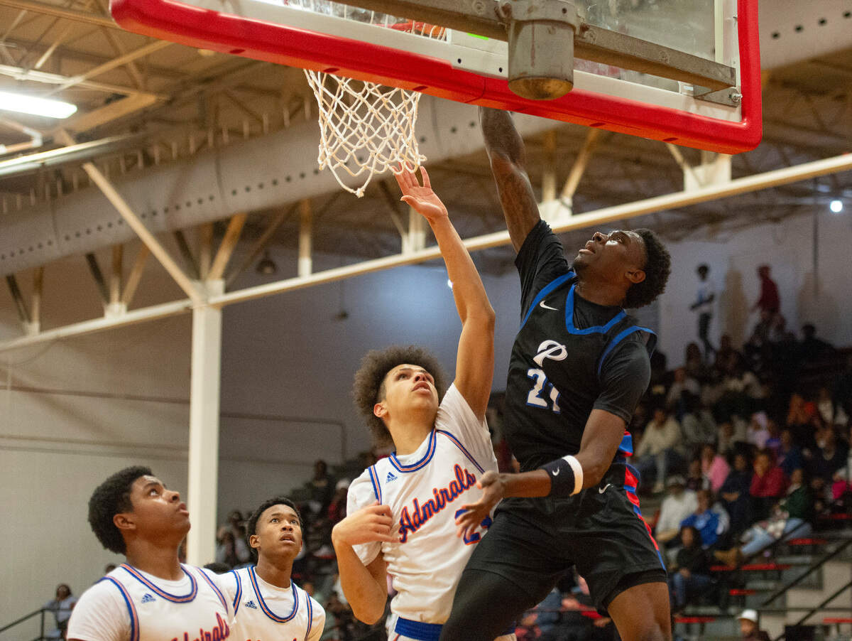 Pascagoula’s Queysean Taylor shoots during a game between Pascagoula and Gulfport at Harrison Central High School on Saturday, Jan. 25, 2025.