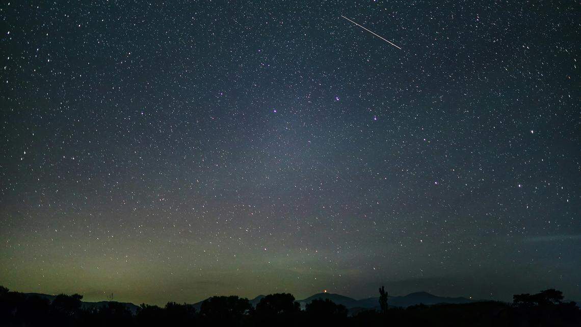 Last meteor shower of 2025 peaks soon in Washington. Will we see it?
