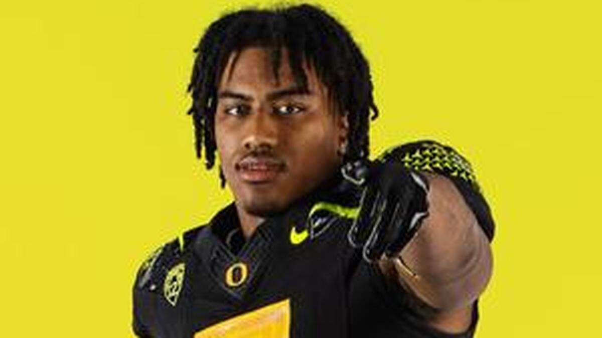 Dante Dowdell made his Oregon commitment official by signing on the dotted line.