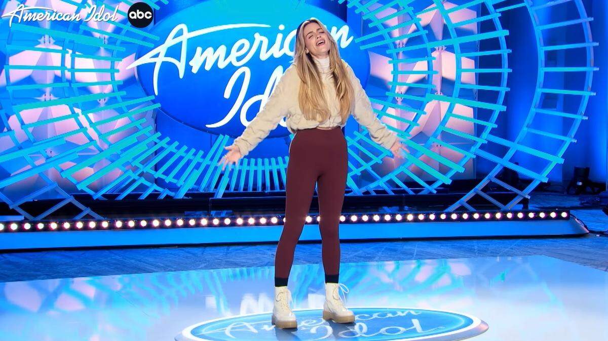 Former Miss Georgia winner Betty Maxwell, 27, advanced to Hollywood Week on American Idol after blowing the judges away with her cover of Kelly Clarkson’s “A Moment Like This.”