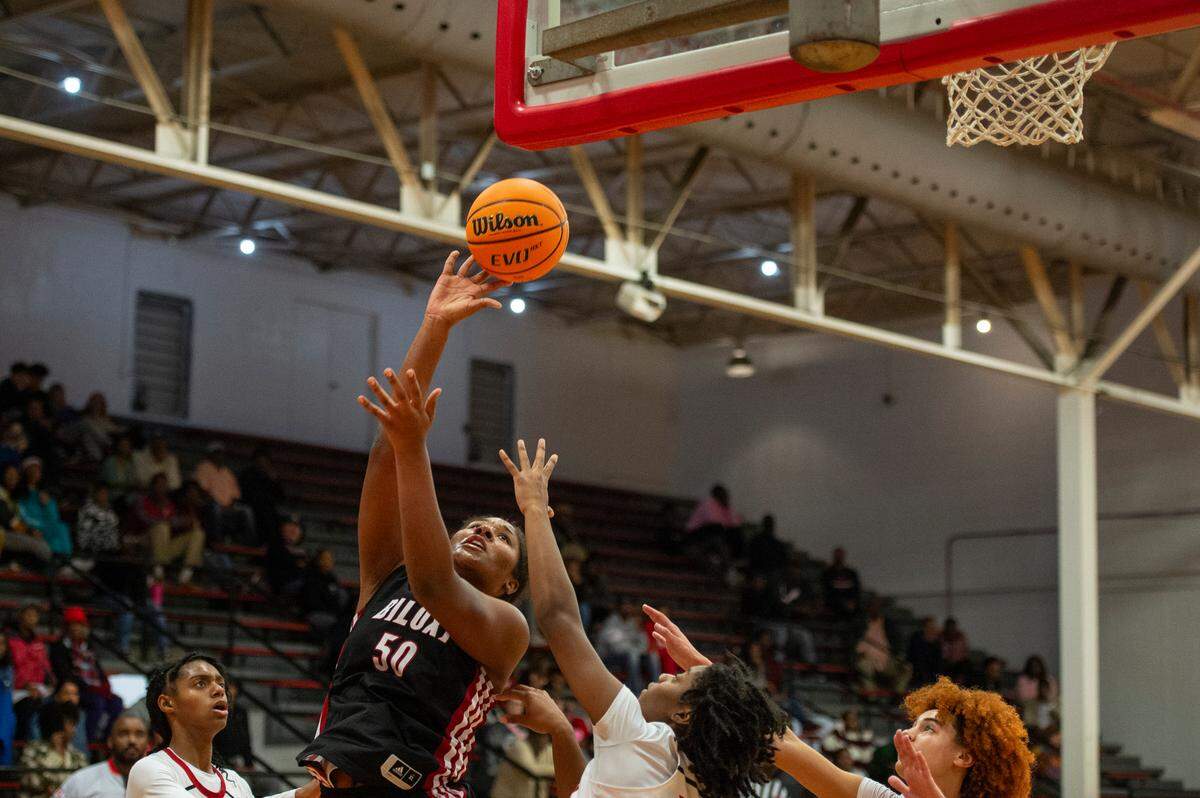 Biloxi’s Zaniya Johnson shoots the ball during a game against Harrison Central at Harrison Central High School in Harrison County on Tuesday, Dec. 12, 2023.