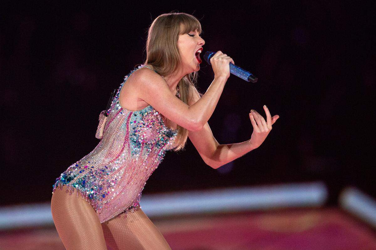 Taylor Swift preforms “Miss Americana & The Heartbreak Prince” and “Cruel Summer” during a stop on The Eras Tour at the Cesars Superdome in New Orleans on Friday, Oct. 25, 2024.