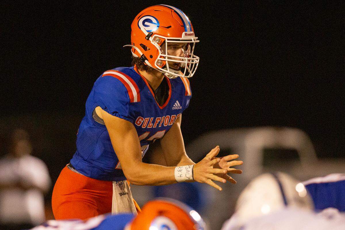 Gulfport’ quarterback Nico Williams prepares for the snap during a game against Ocean Springs at Milner Stadium in Gulfport on Friday, Oct. 27, 2023. Ocean Springs beat Gulfport 30-7.