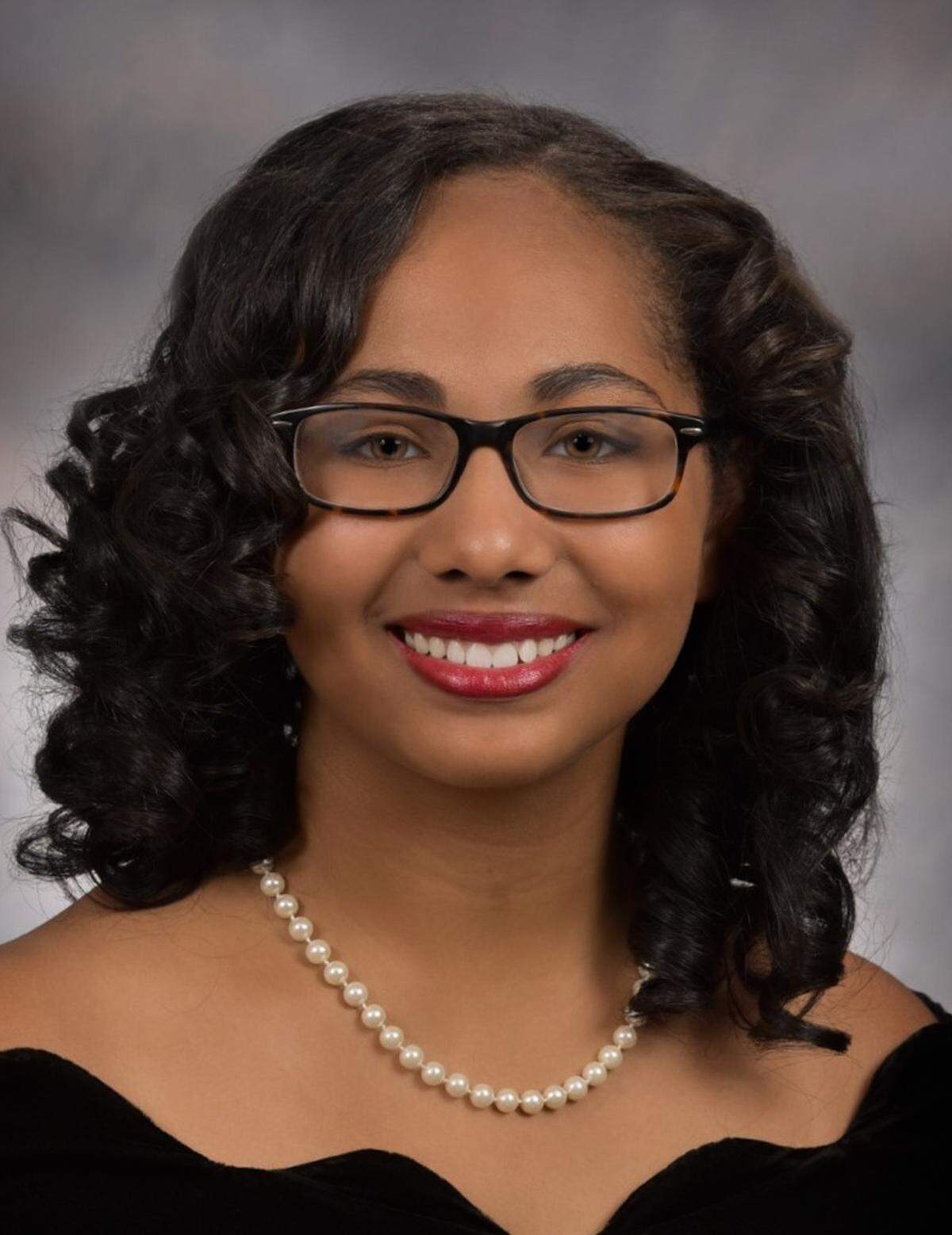 D’Iberville High School Valedictorian Hannah Moseley